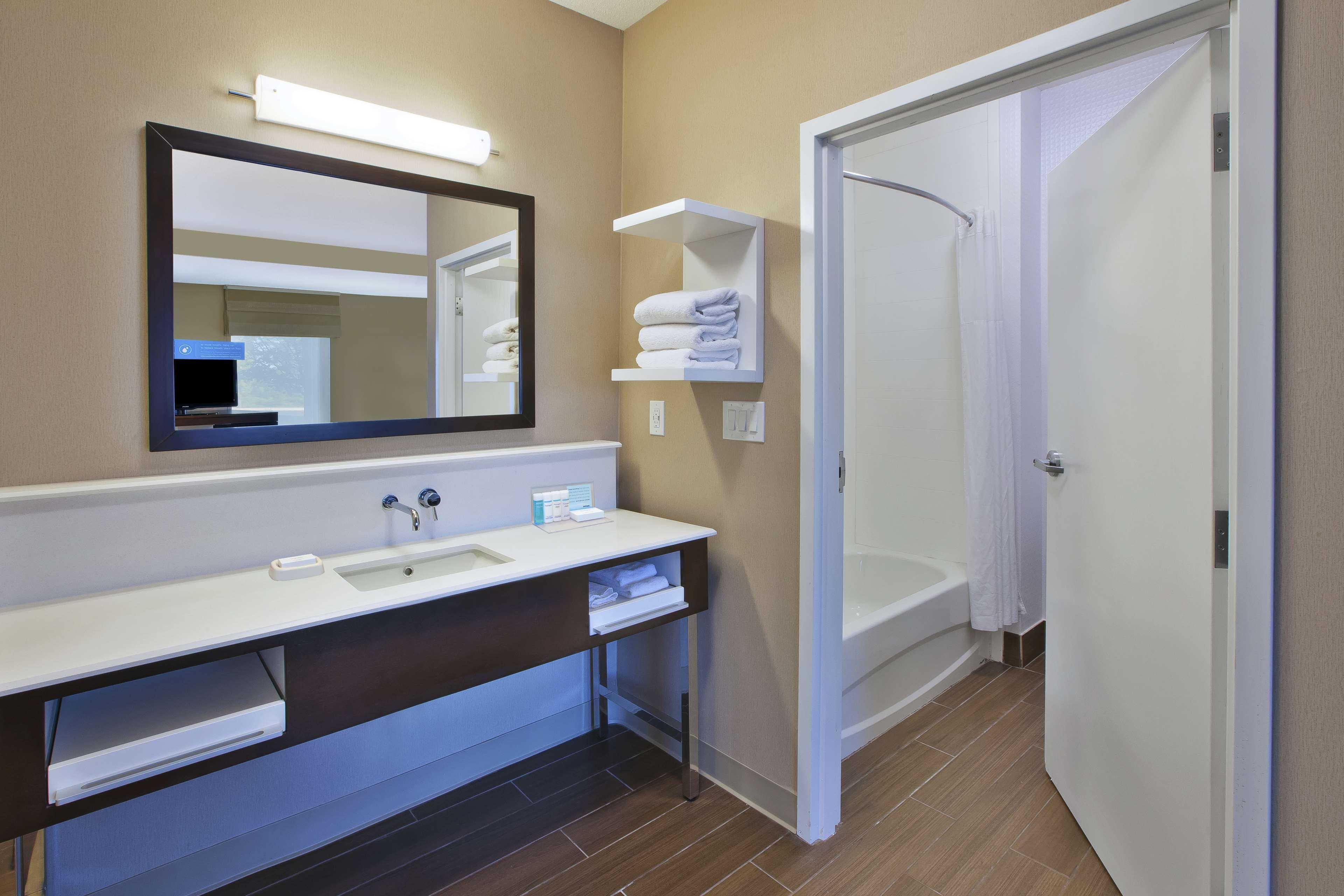 Hampton Inn Commerce/Новай Екстер'єр фото