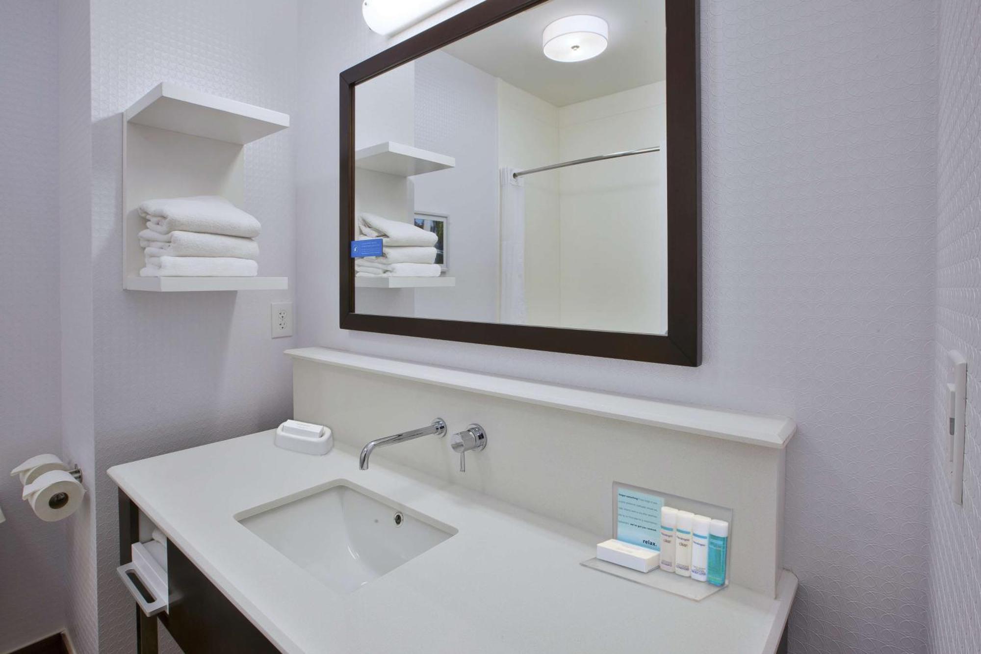 Hampton Inn Commerce/Новай Екстер'єр фото