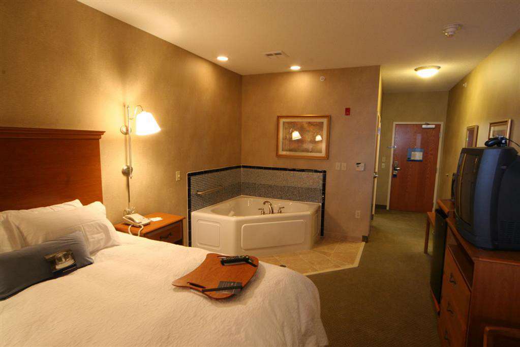 Hampton Inn Commerce/Новай Номер фото