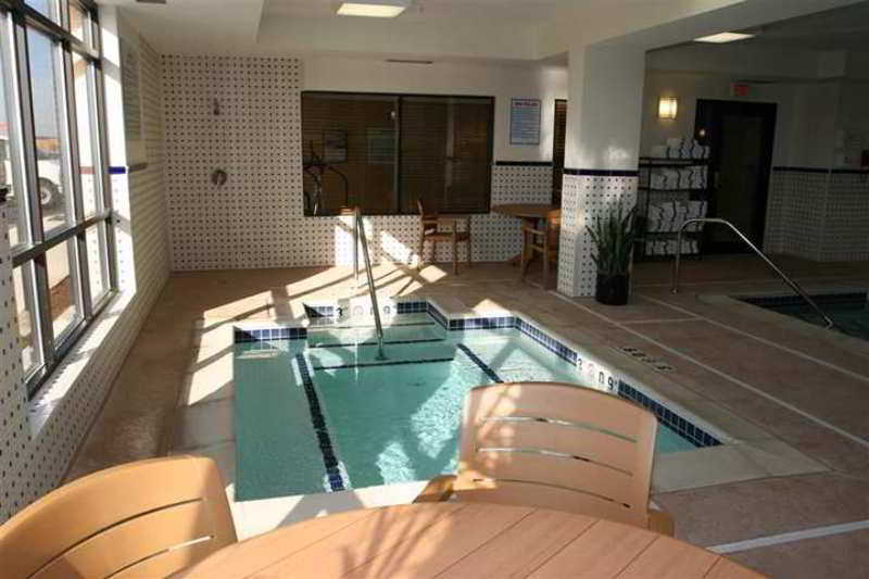 Hampton Inn Commerce/Новай Зручності фото